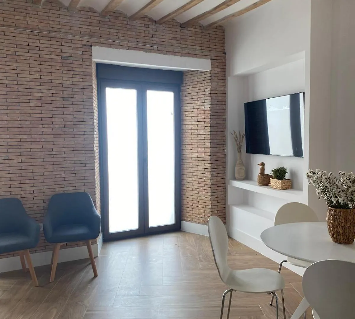 Velalma-Ceron Edificio Exclusivo De Apartamentos Turisticos En Centro Historico-Jaen Jaen