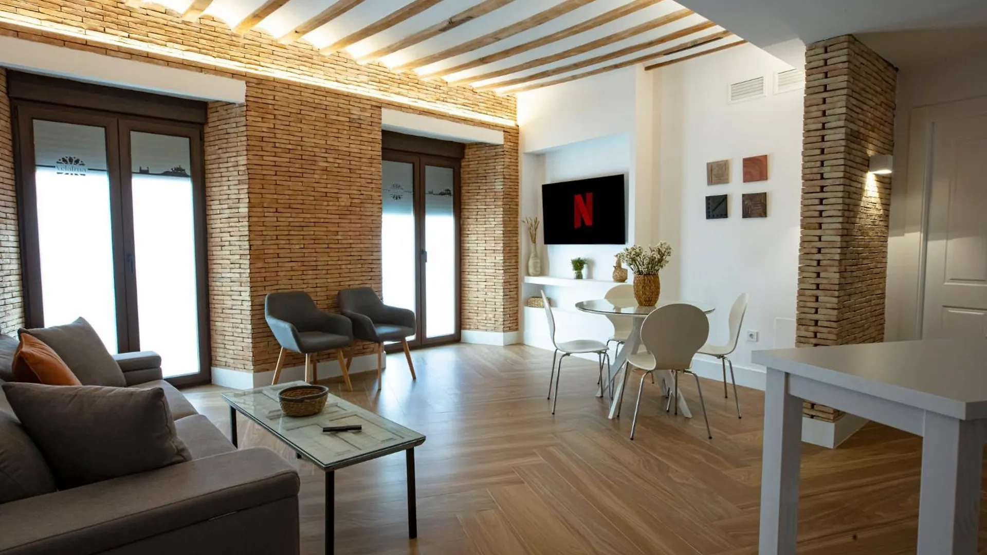 Velalma-Ceron Edificio Exclusivo De Apartamentos Turisticos En Centro Historico-Jaen